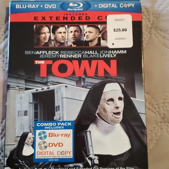 2 Blue Ray Movie Bundle - Picture 2 of 5